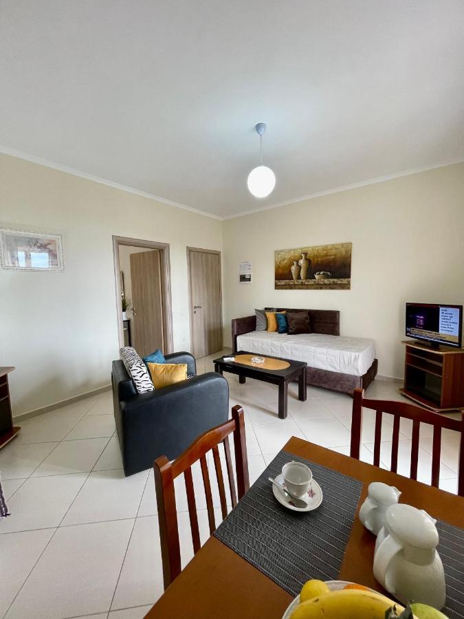 Relax Apts Saranda Extérieur photo