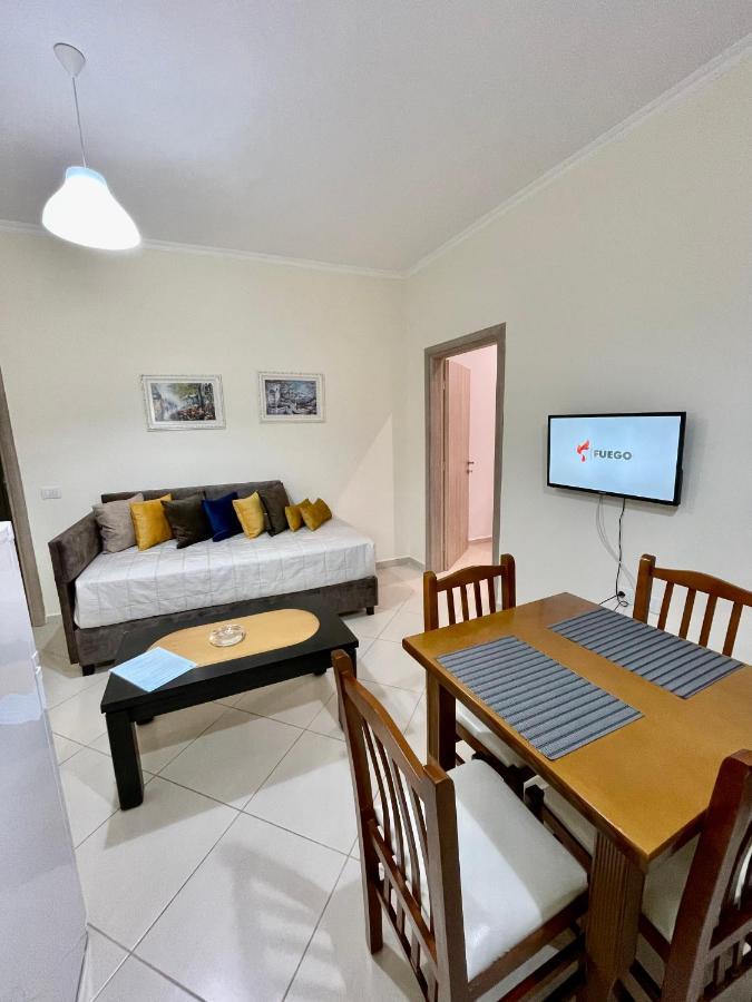 Relax Apts Saranda Extérieur photo