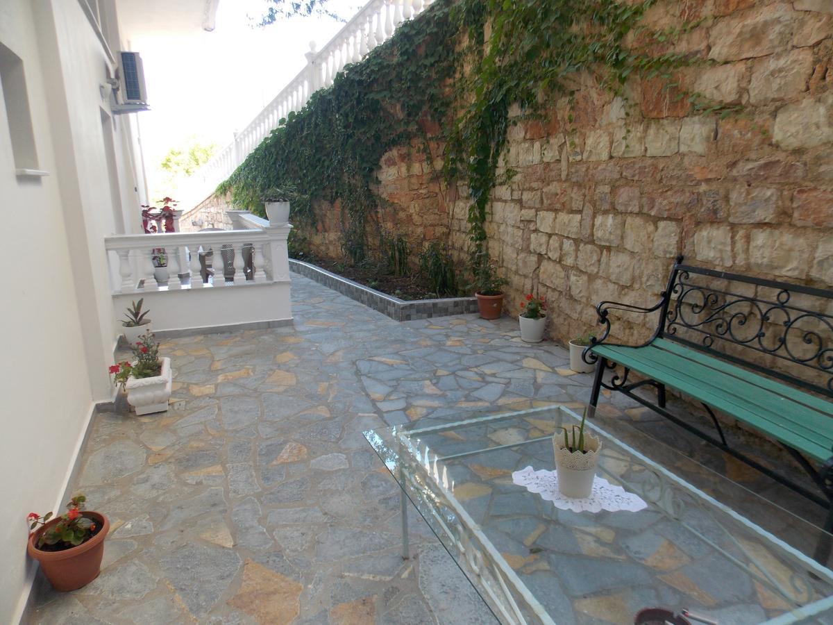 Relax Apts Saranda Extérieur photo