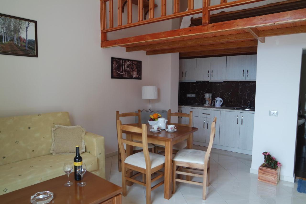Relax Apts Saranda Extérieur photo