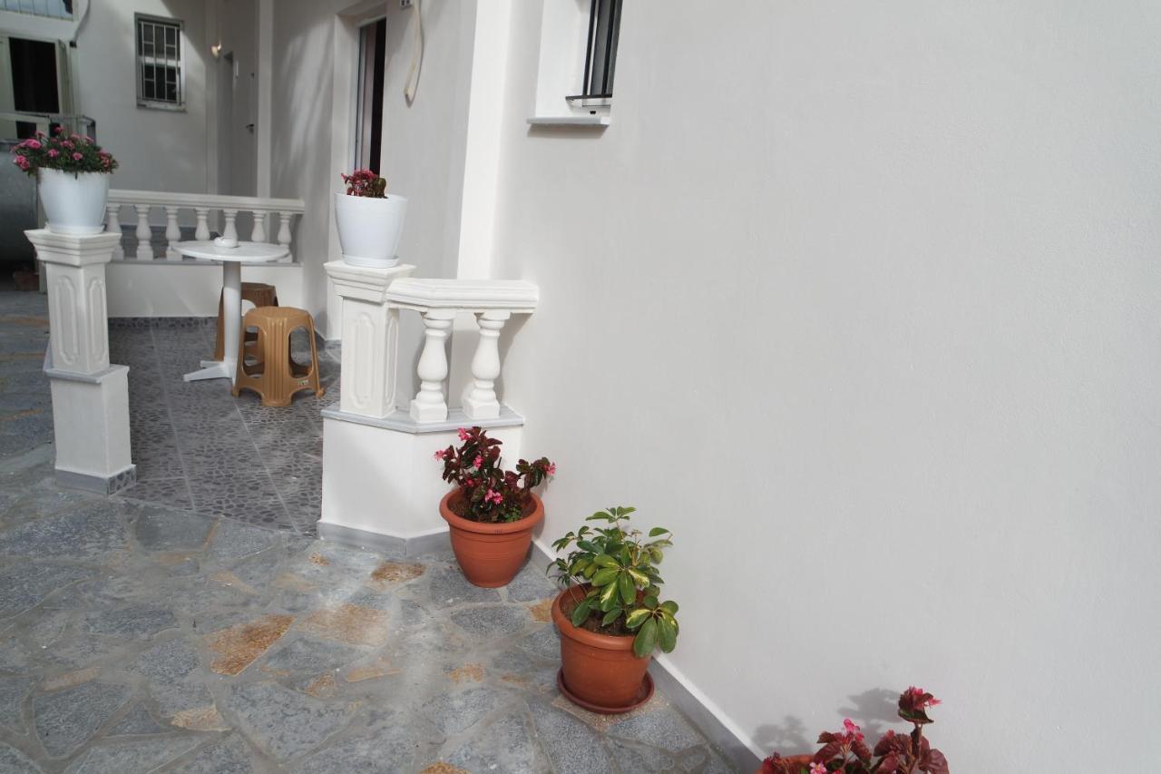 Relax Apts Saranda Extérieur photo